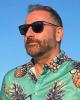 Gordon is single in San Leandro, CA USA