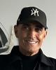 Lorenzo is single in Palm Beach, FL USA
