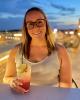 Taylor is single in Sioux City, IA USA