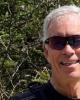 Sumner  is single in Hooksett, NH USA