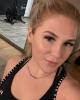 Norah is single in Los Angeles, CA USA