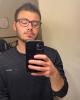 Jordan is single in Leavenworth, KS USA