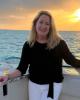 Elisa is single in Glenview, IL USA
